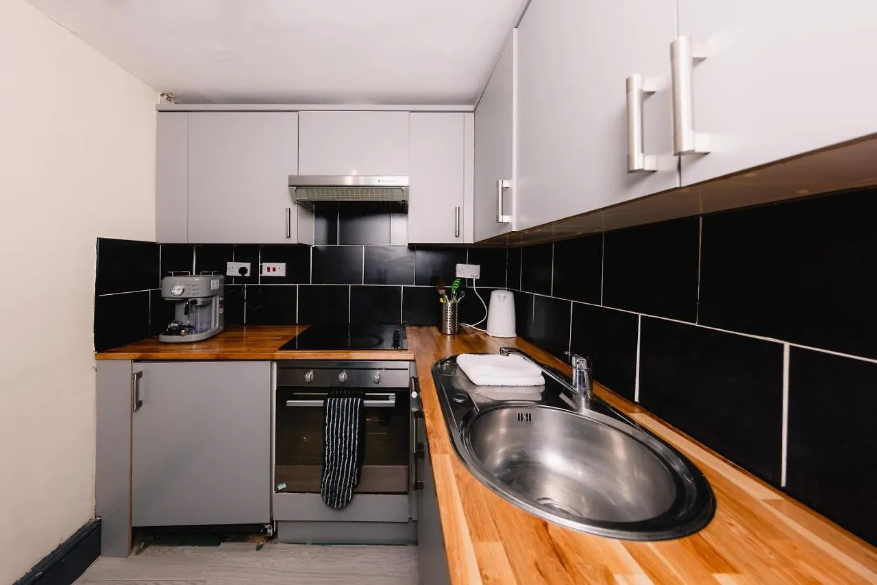 Warm&Welcoming City Centre Apartment By Meadows 3 Edinburgh